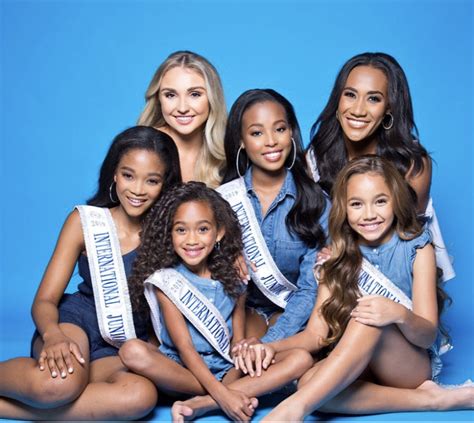 The Ultimate Pageant Holiday Bucket List for 2022